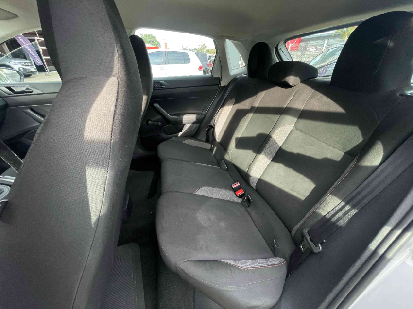 volkswagen polo 1.0 flex manual 2024