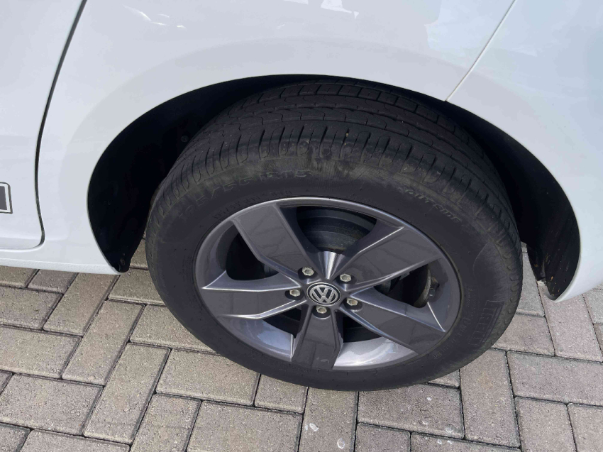 volkswagen fox 1.6 msi total flex connect 4p manual 2022