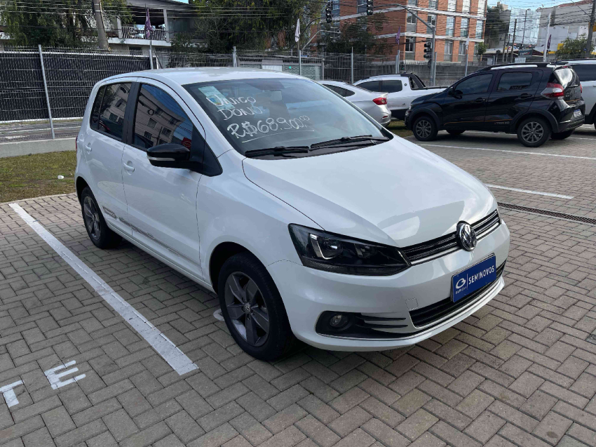 volkswagen fox 1.6 msi total flex connect 4p manual 2022