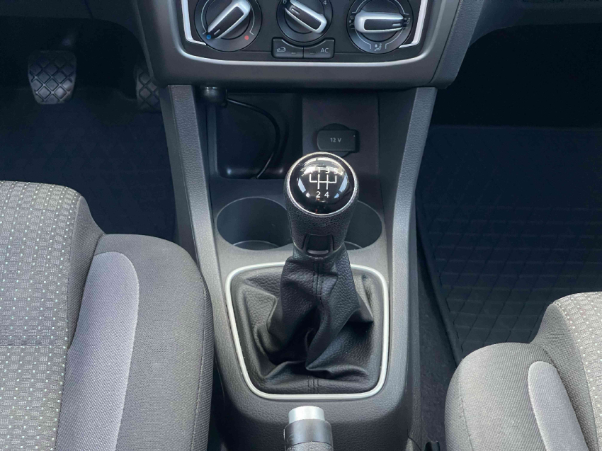 volkswagen fox 1.6 msi total flex connect 4p manual 2022