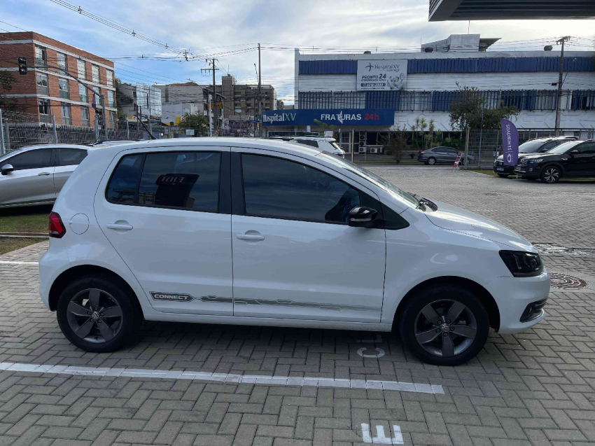 volkswagen fox 1.6 msi total flex connect 4p manual 2022
