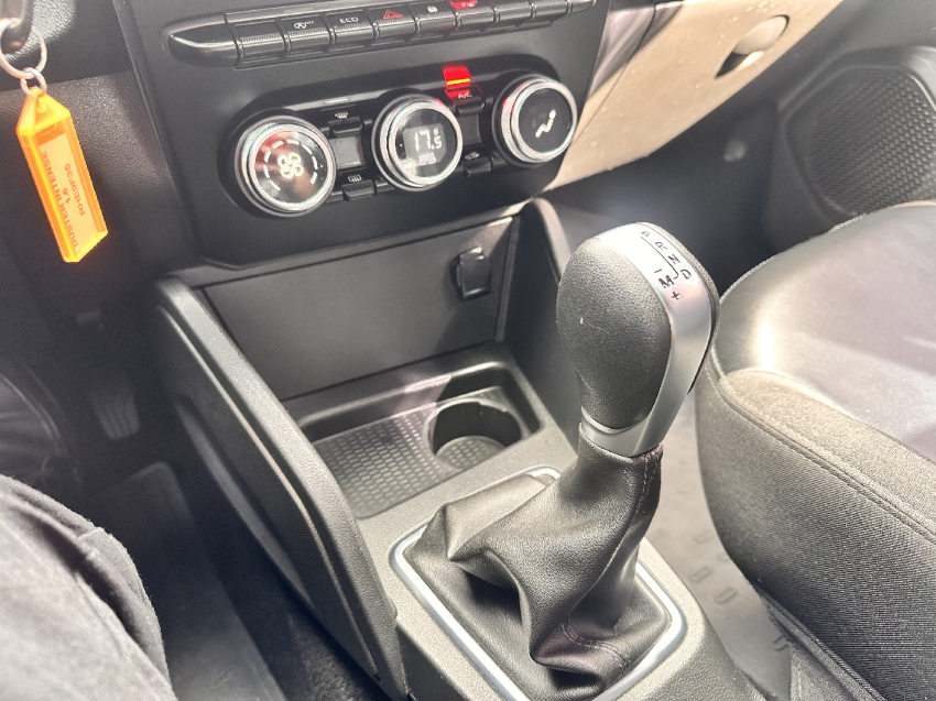 renault duster 1.6 16v sce flex intense x-tronic 4p automatico 2022