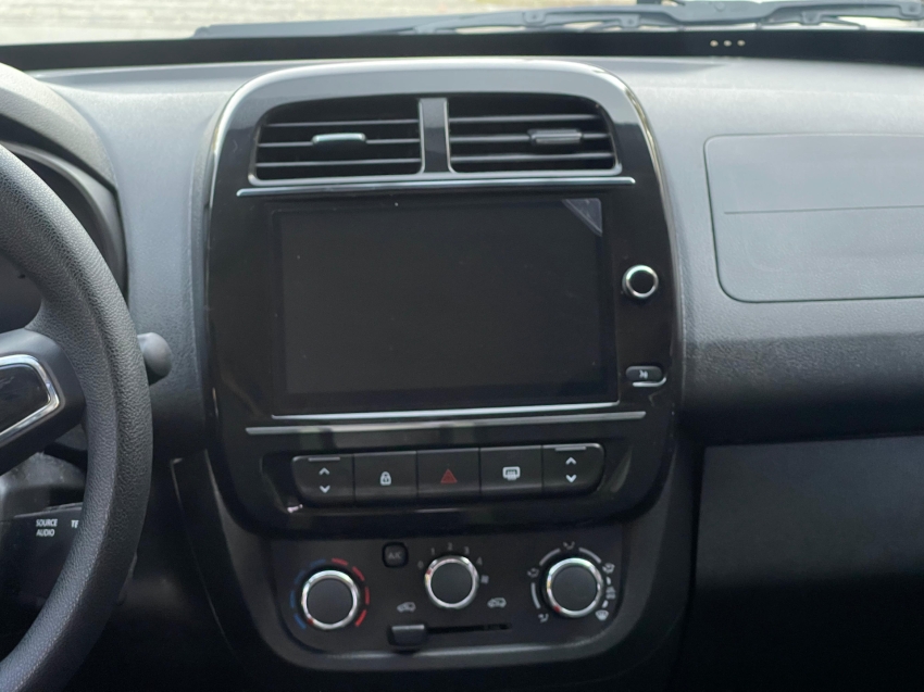 renault kwid 1.0 12v sce flex outsider manual 4p 2024