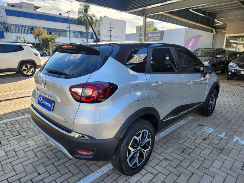 renault captur 1.3 tce flex iconic x-tronic 4p automatico 2023