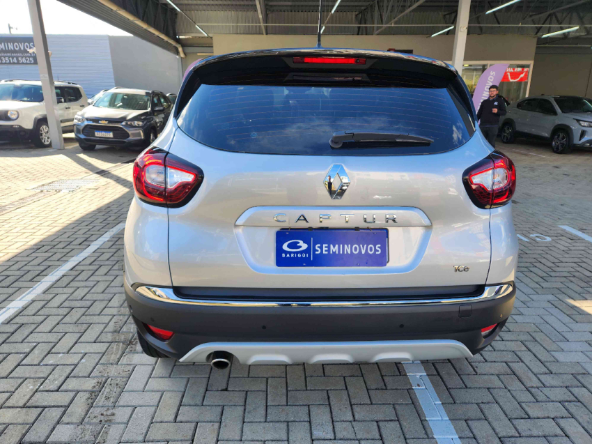 renault captur 1.3 tce flex iconic x-tronic 4p automatico 2023