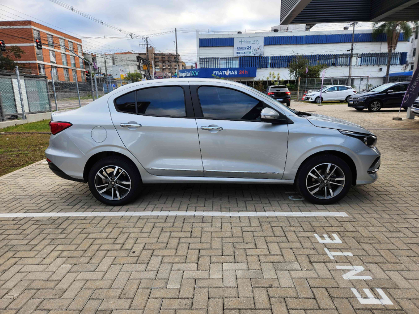 fiat cronos 1.3 flex automatico 2025