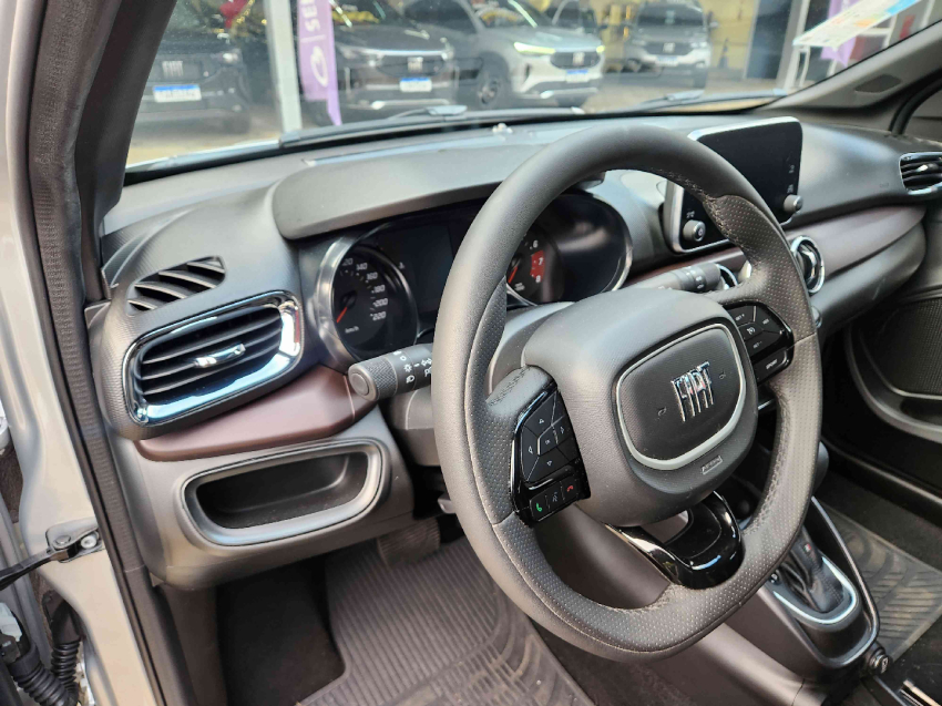 fiat cronos 1.3 flex automatico 2025