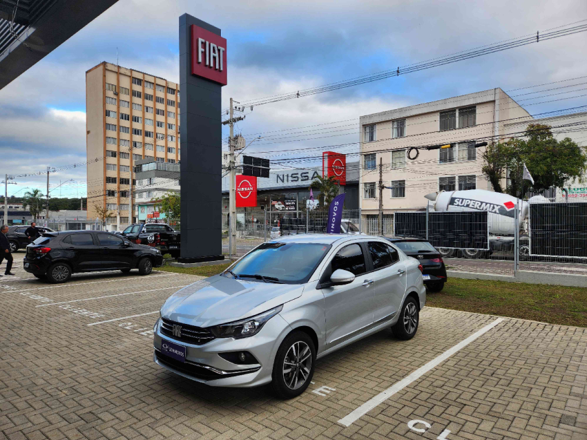 fiat cronos 1.3 flex automatico 2025