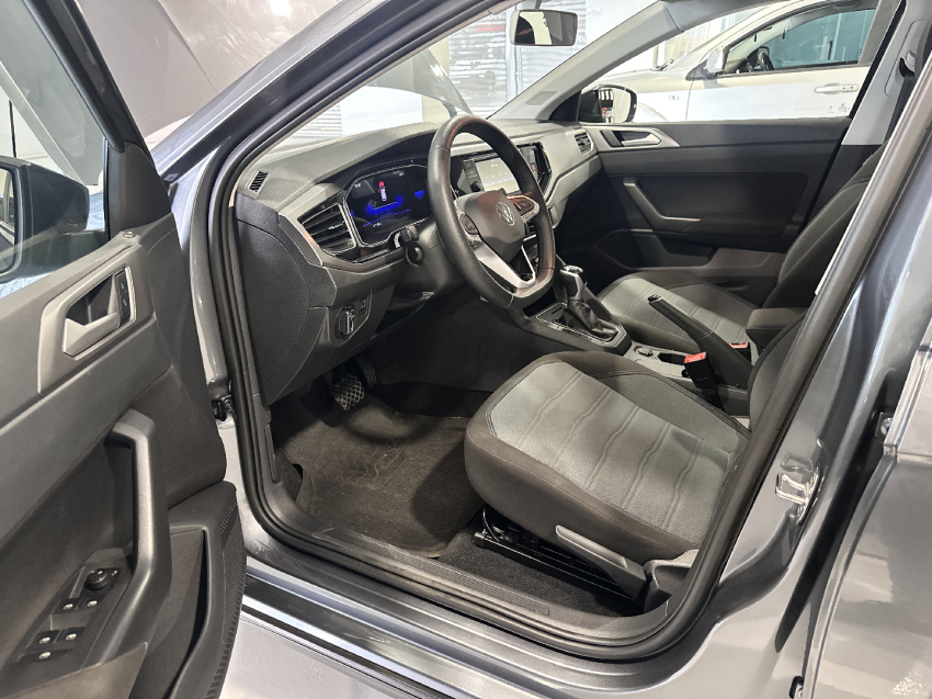 volkswagen nivus 1.0 200 tsi total flex comfortline automatico 4p 2024