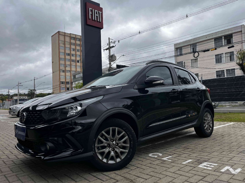 fiat argo 1.8 e.torq flex trekking at6 1.3 4p automatico 2020