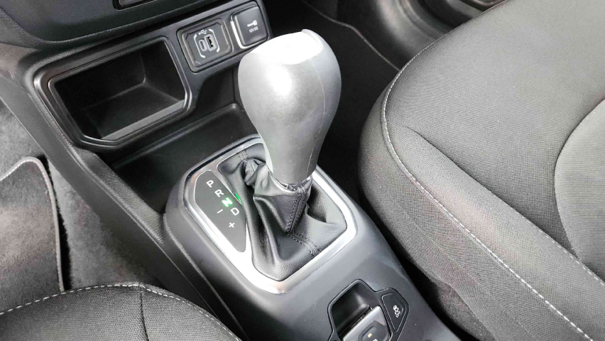 jeep renegade 1.3 flex automatico 2023