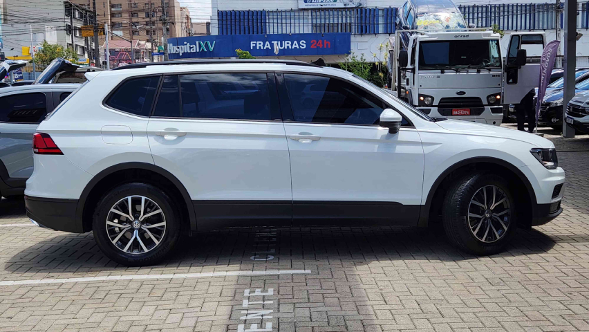 volkswagen tiguan 1.4 250 tsi total flex allspace comfortline tiptronic semiautomatico 20183