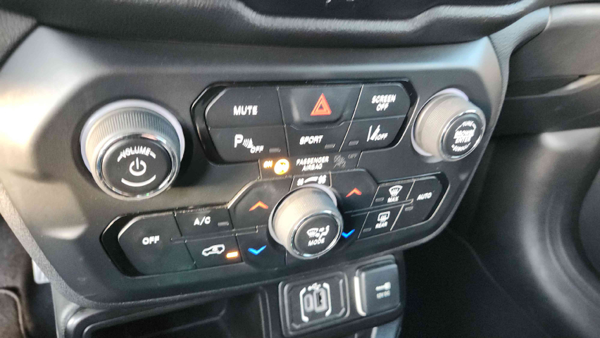 jeep renegade 1.3 t270 turbo flex longitude at6 4p automatico 202317