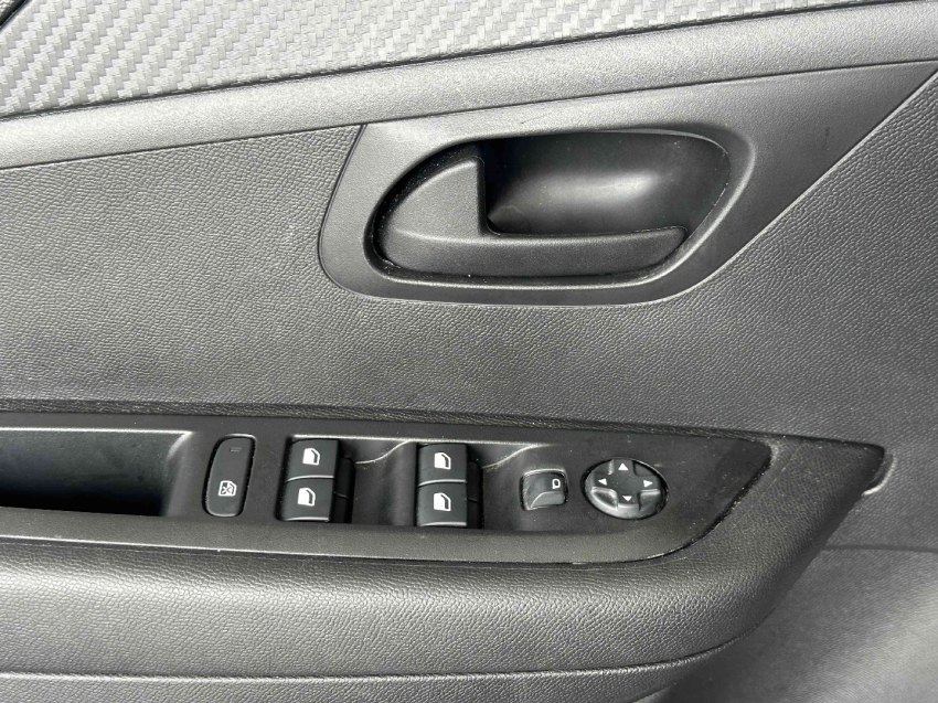 peugeot 208 1.0 firefly flex like manual 4p 202412