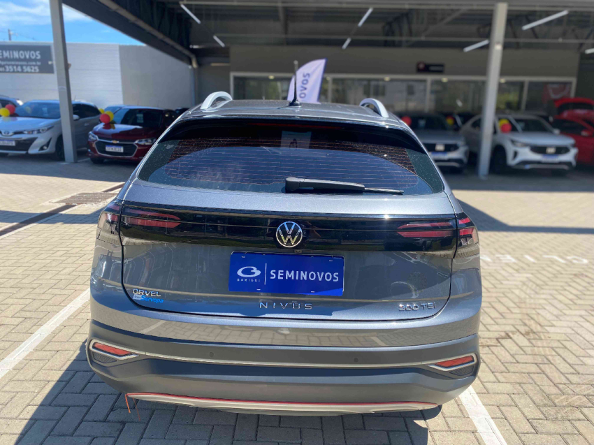 volkswagen nivus 1.0 200 tsi total flex highline automatico 4p 20225