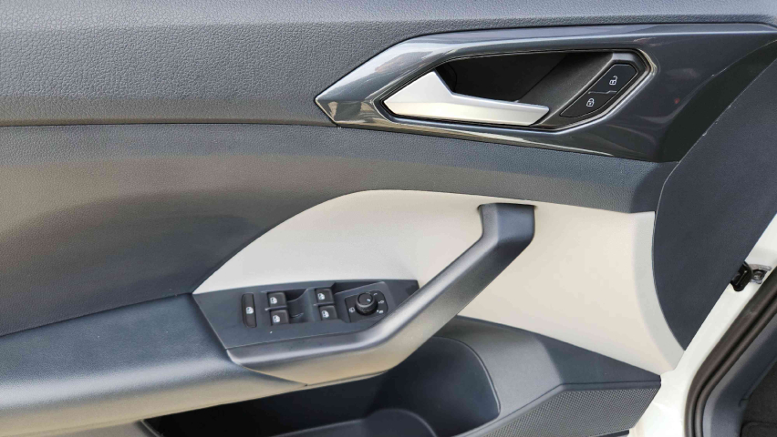 volkswagen t-cross 1.4 250 tsi total flex highline automatico 4p 202312