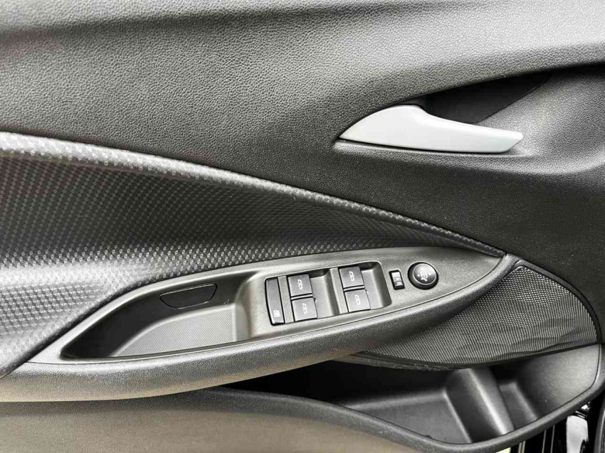 chevrolet onix 1.0 flex plus lt manual 4p 202310