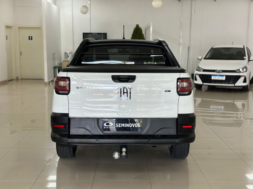 fiat strada 1.3 firefly flex volcano cd cvt 4p automatico 20232