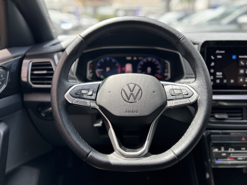 volkswagen t-cross 1.0 200 tsi total flex comfortline automatico 4p 202513