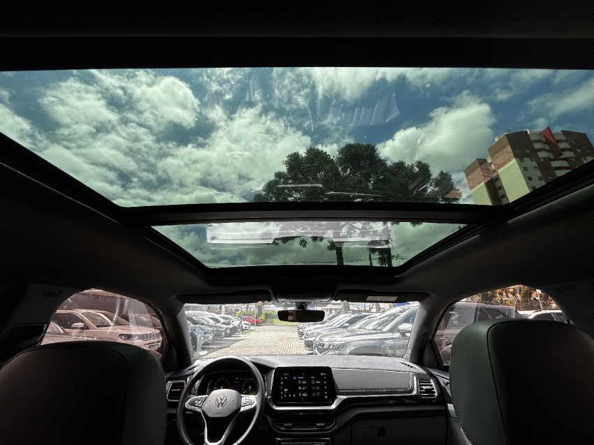 volkswagen t-cross 1.0 200 tsi total flex comfortline automatico 4p 202510