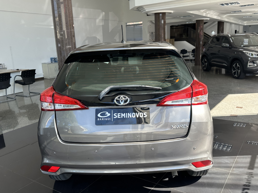 toyota yaris 1.3 16v flex xl live multidrive automatico 20215