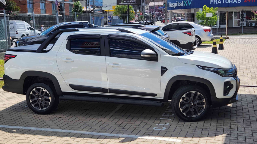 fiat strada 1.0 turbo 200 flex ultra cd cvt 4p automatico 20253