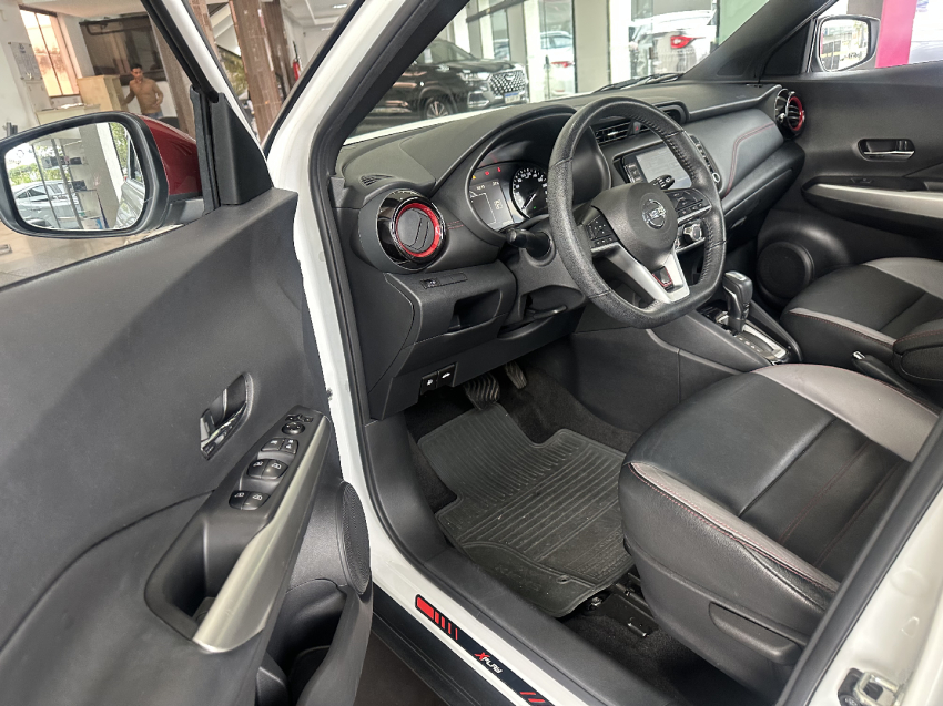 kicks xplay 1.6 16v cvt flex automatico 2021/2215