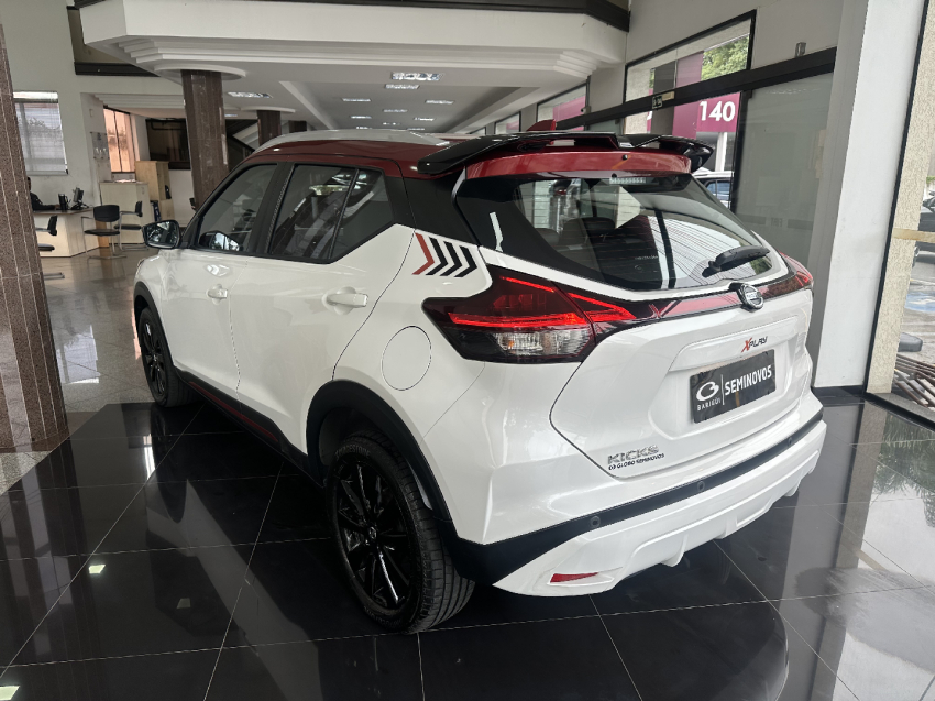 kicks xplay 1.6 16v cvt flex automatico 2021/224