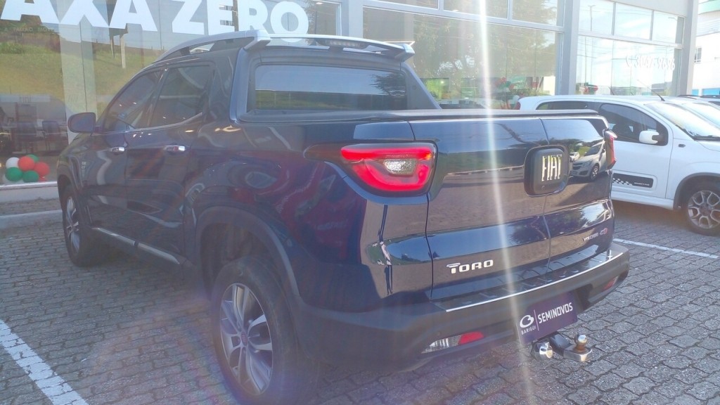 fiat toro volcano 4x4 2.0 16v at9 diesel 4p automatico 20215