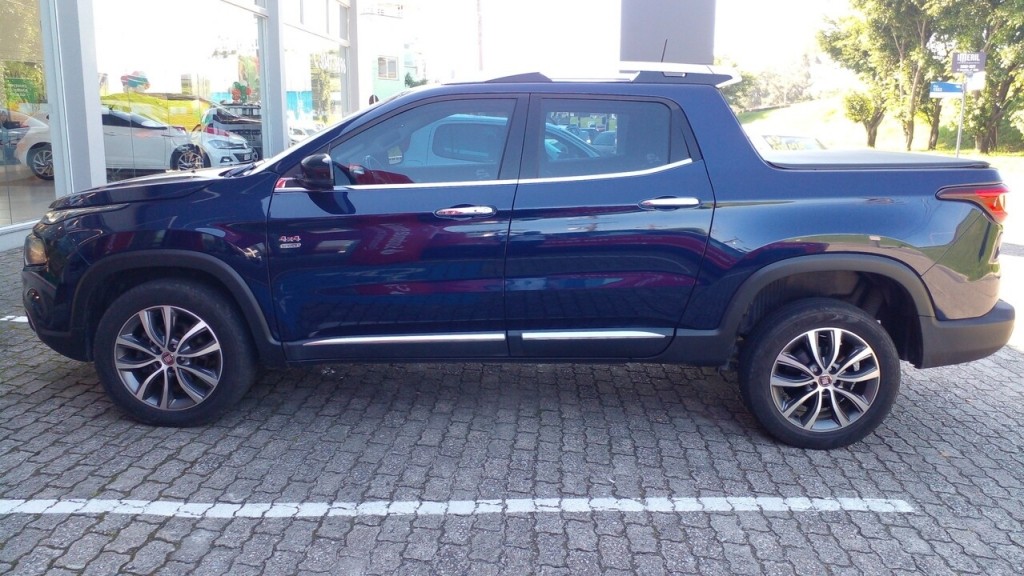 fiat toro volcano 4x4 2.0 16v at9 diesel 4p automatico 20214