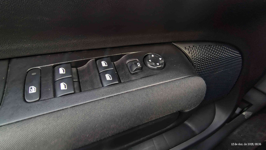 citroen c4 cactus 1.6 thp flex shine eat6 4p automatico 20193