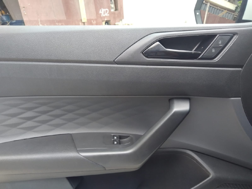 volkswagen polo 1.0 mpi manual 2024