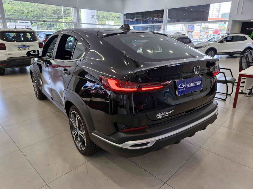 fiat fastback 1.3 turbo 270 flex limited edition at6 4p automatico 2024