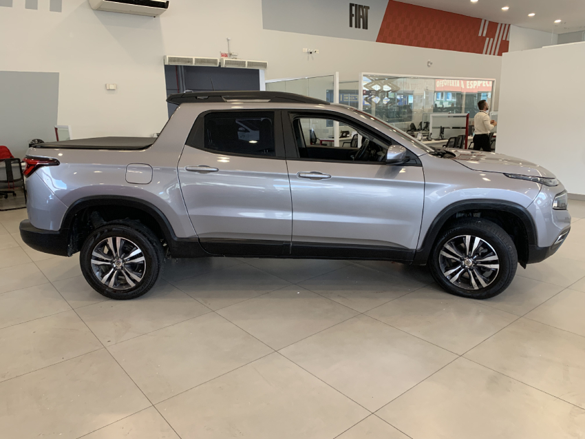 fiat toro 1.3 turbo 270 flex freedom at6 2023