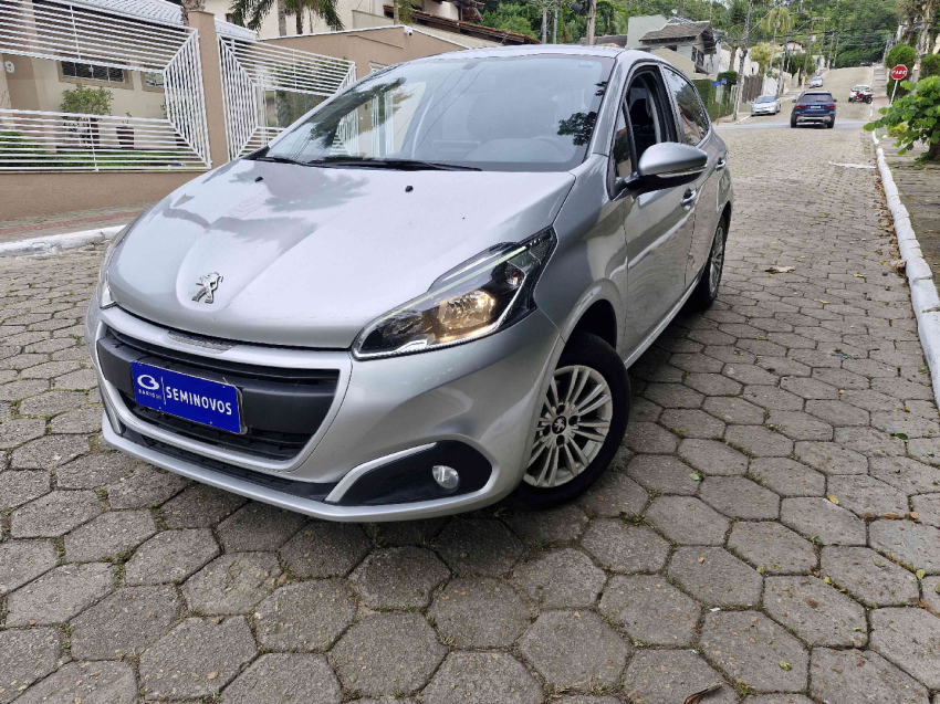PEUGEOT 208 1.2 ALLURE 12V FLEX 4P MANUAL 2019