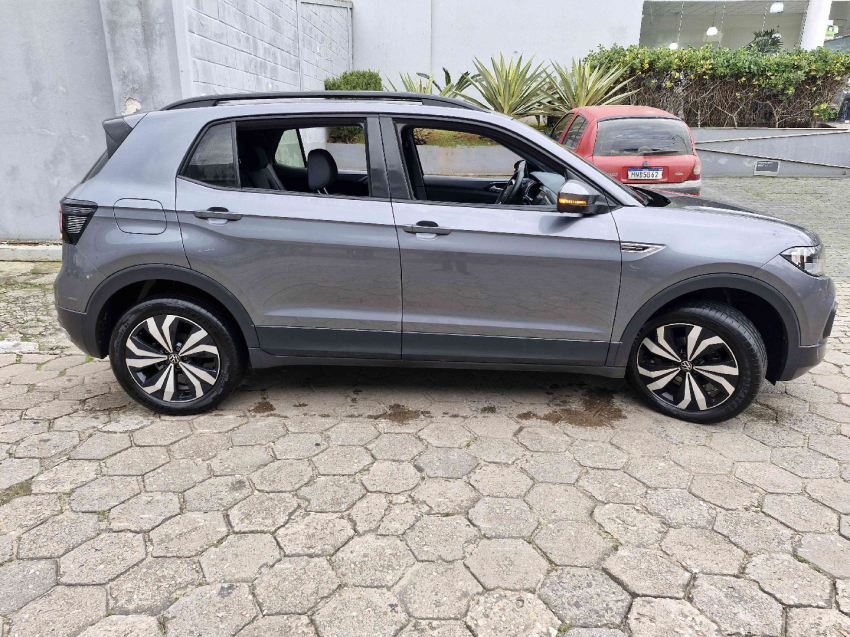 volkswagen t-cross 1.0 200 tsi total flex automatico 4p 2024