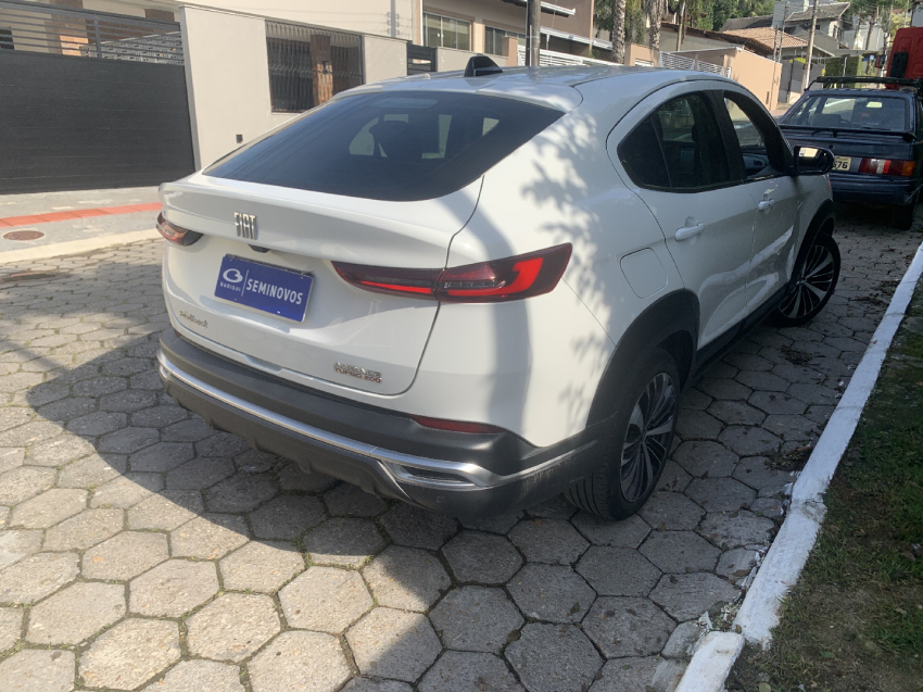 fiat fastback 1.0 turbo 200 flex audace cvt 4p automatico 2023