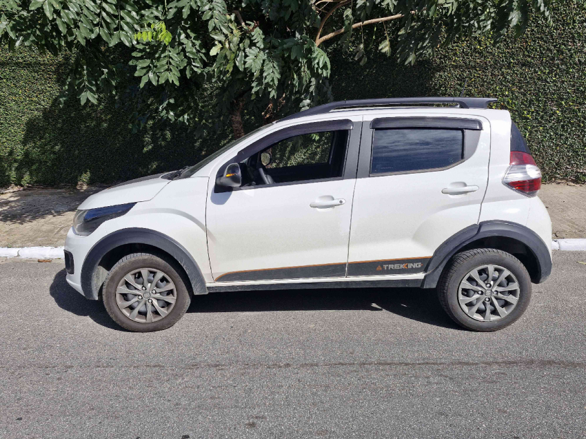 fiat mobi 1.0 evo flex trekking manual 4p 2025