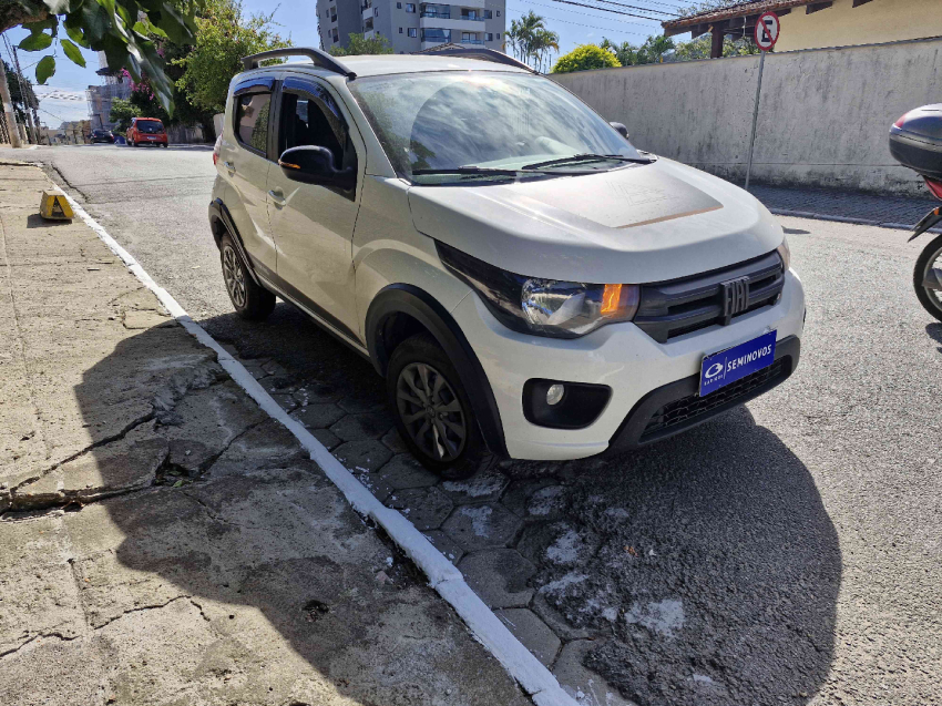 fiat mobi 1.0 evo flex trekking manual 4p 2025