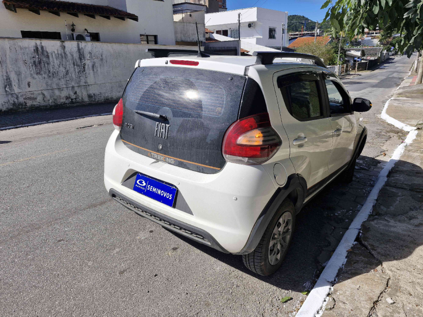 fiat mobi 1.0 evo flex trekking manual 4p 2025
