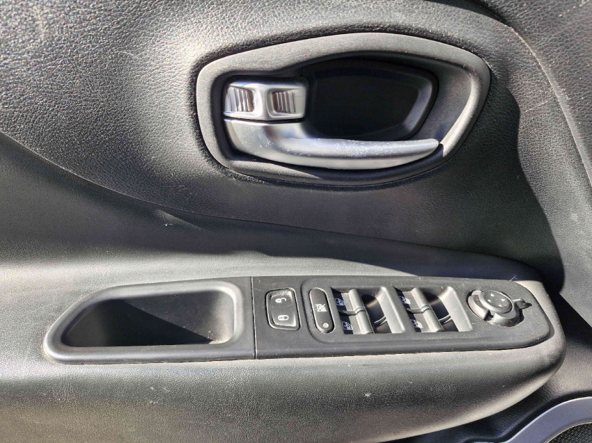 jeep renegade 1.8 16v flex longitude 4p automatico 2019