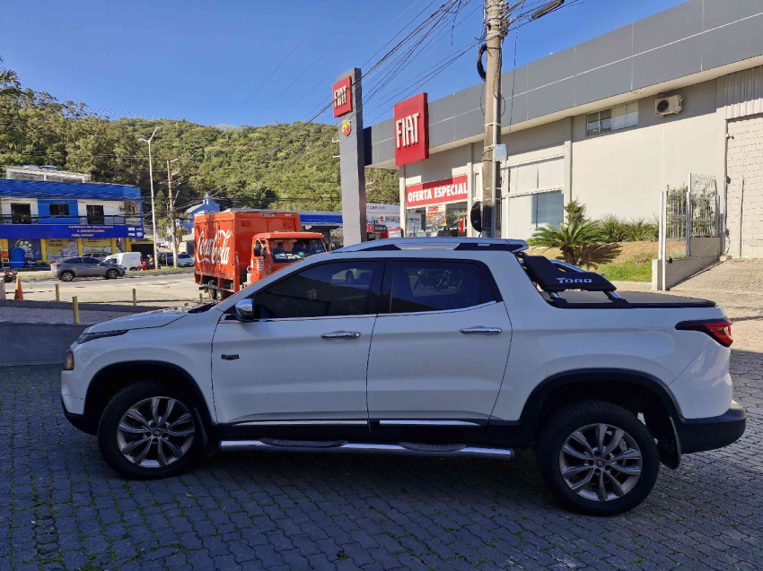 fiat toro 2.0 16v turbo diesel ranch 4wd at9 4p automatico 2020
