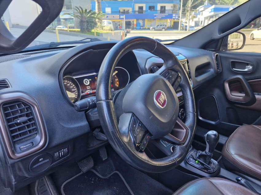 fiat toro 2.0 16v turbo diesel ranch 4wd at9 4p automatico 2020