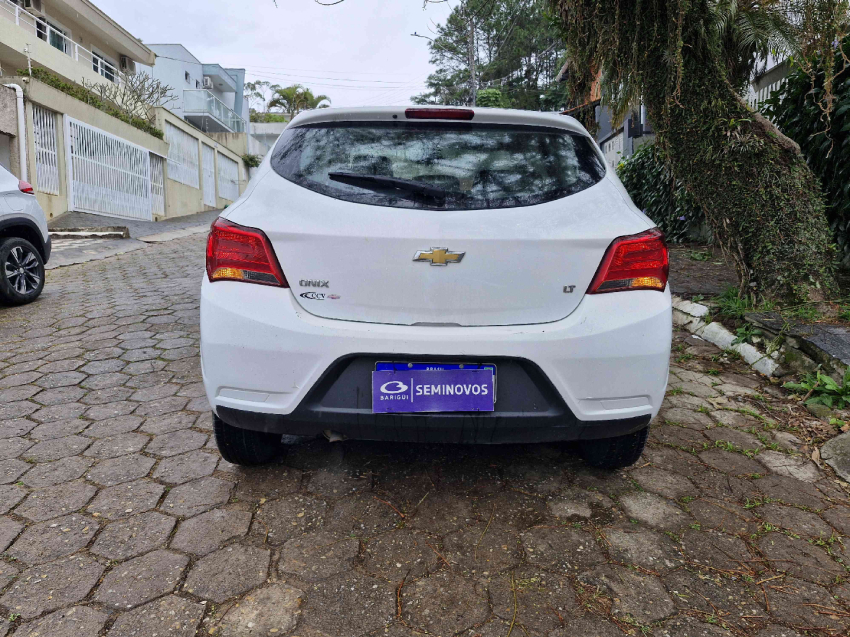 chevrolet onix 1.0 mpfi lt 8v flex 4p manual 2019