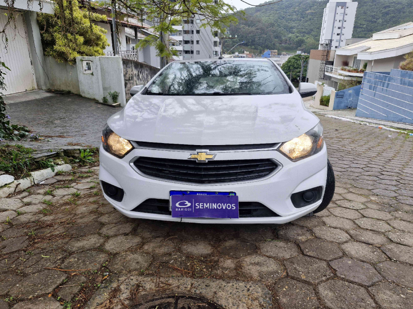 chevrolet onix 1.0 mpfi lt 8v flex 4p manual 2019