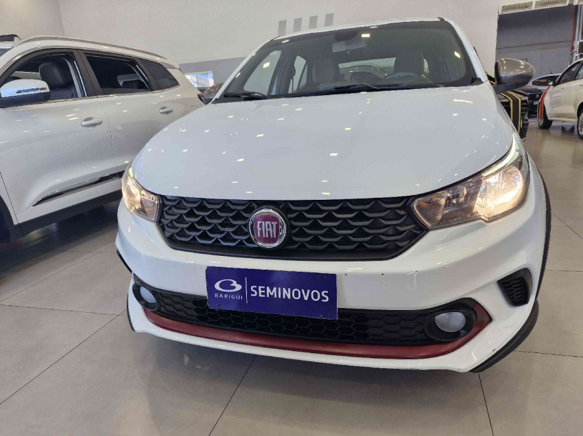 fiat argo 1.8 e.torq flex hgt at6 4p automatico 2020