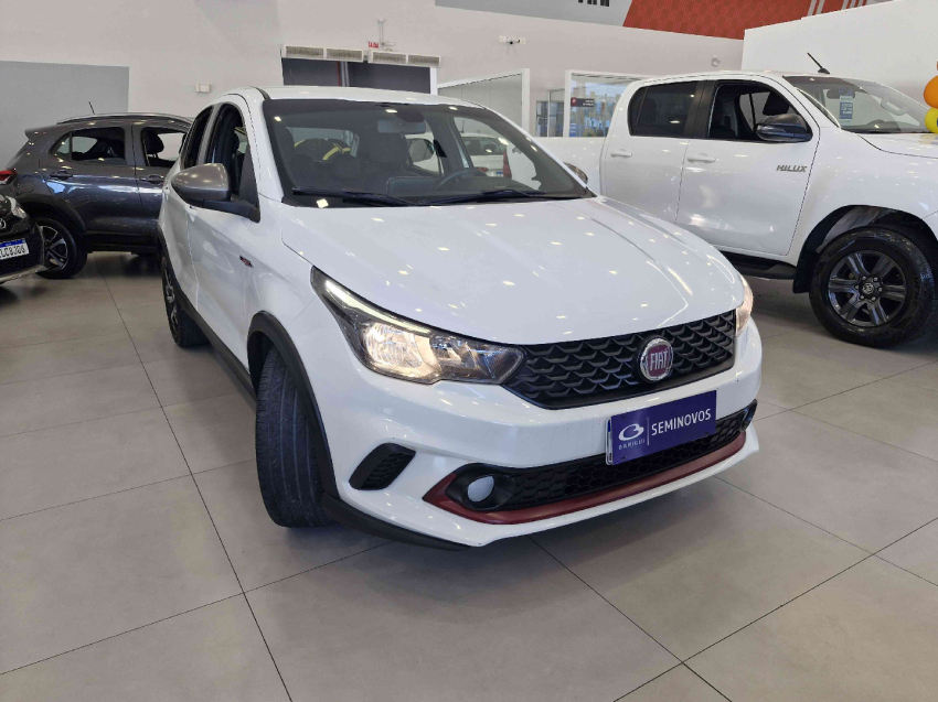 fiat argo 1.8 e.torq flex hgt at6 4p automatico 2020
