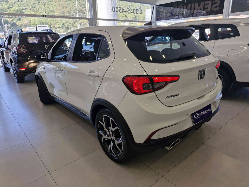 fiat argo 1.8 e.torq flex hgt at6 4p automatico 2020