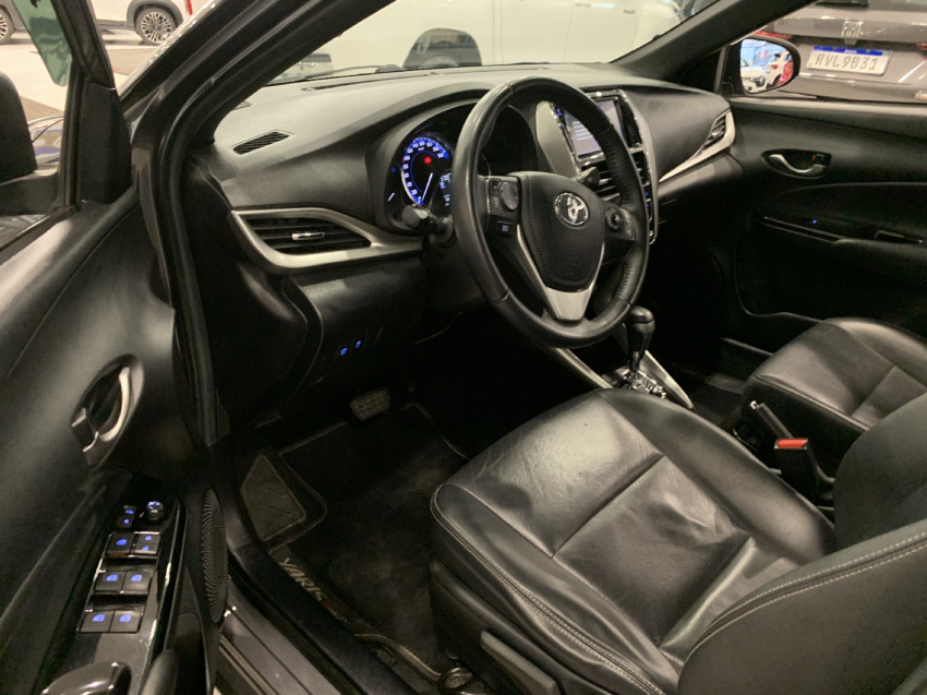 toyota yaris 1.5 16v flex x way connect multidrive 4p automatico 2022