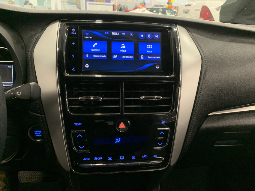 toyota yaris 1.5 16v flex x way connect multidrive 4p automatico 2022